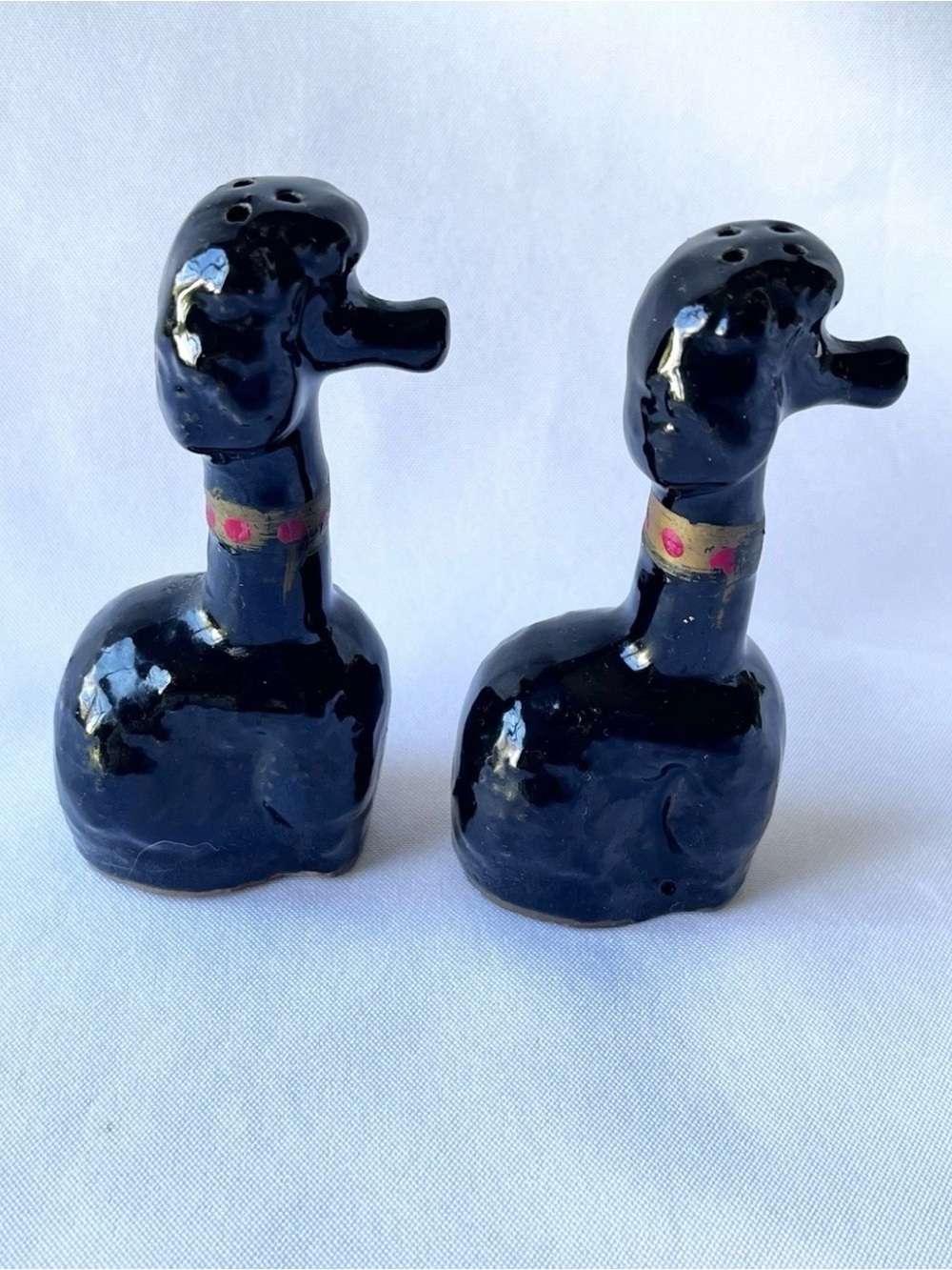 Vintage Black Redware Long Neck French Poodles Dogs Salt & Pepper Shakers Japan - Picture 2 of 6